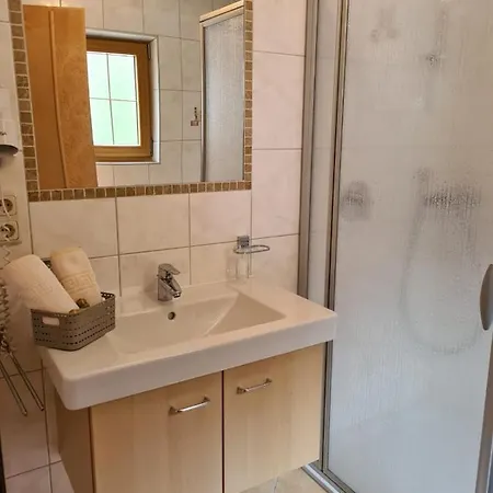بيت ضيافة Appartementhaus Bergland 3*