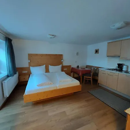 Appartementhaus Bergland 招待所 比伯维尔